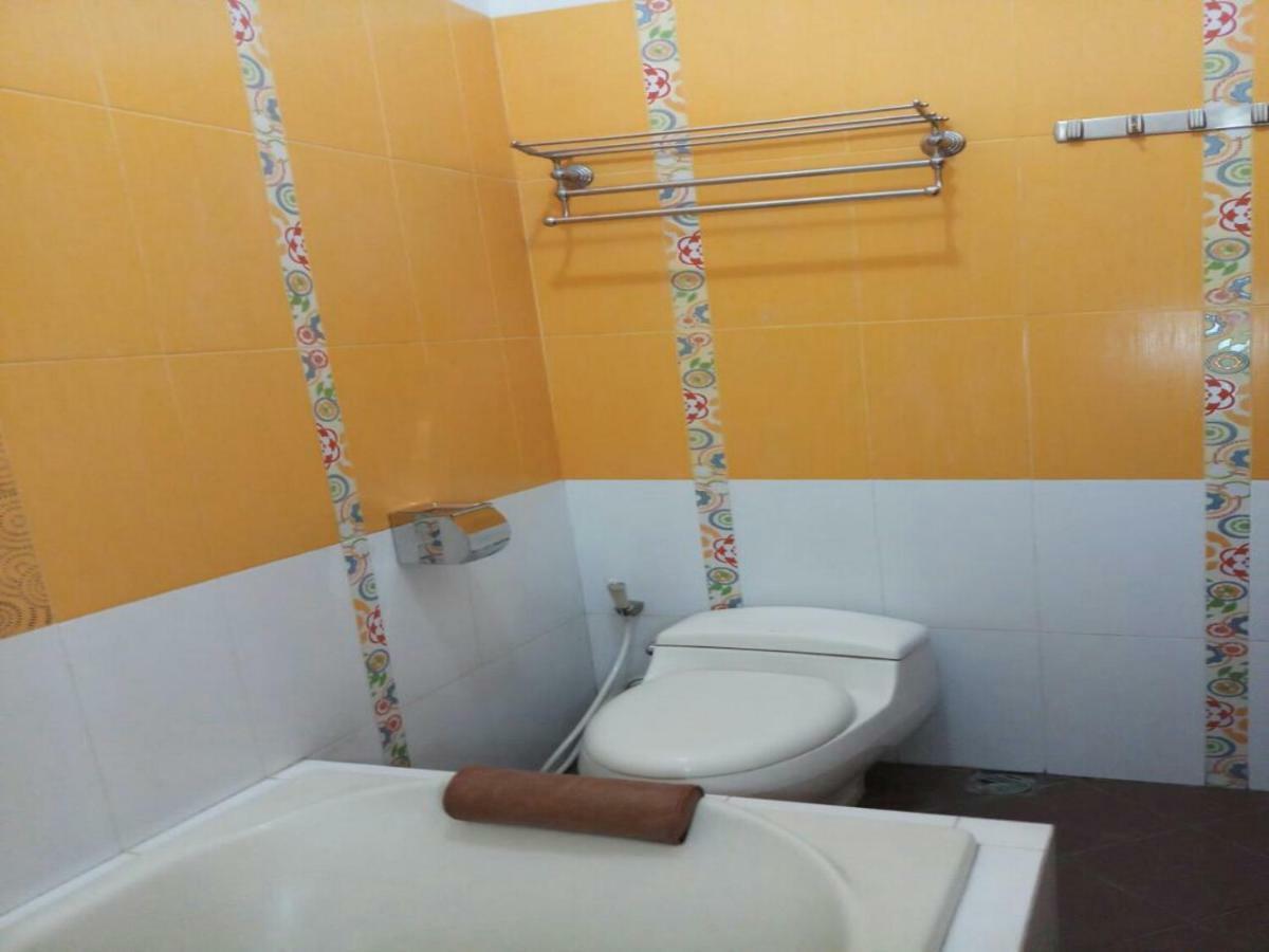 Seventeen Homestay Bandung Exterior photo
